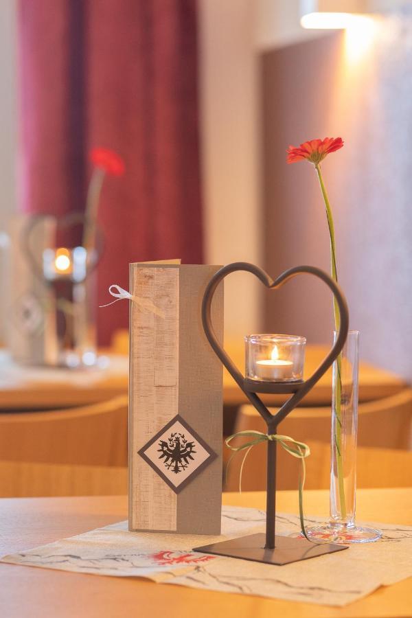 Hotel Eckartauerhof ไมย์อาโฮเฟิน ภายนอก รูปภาพ
