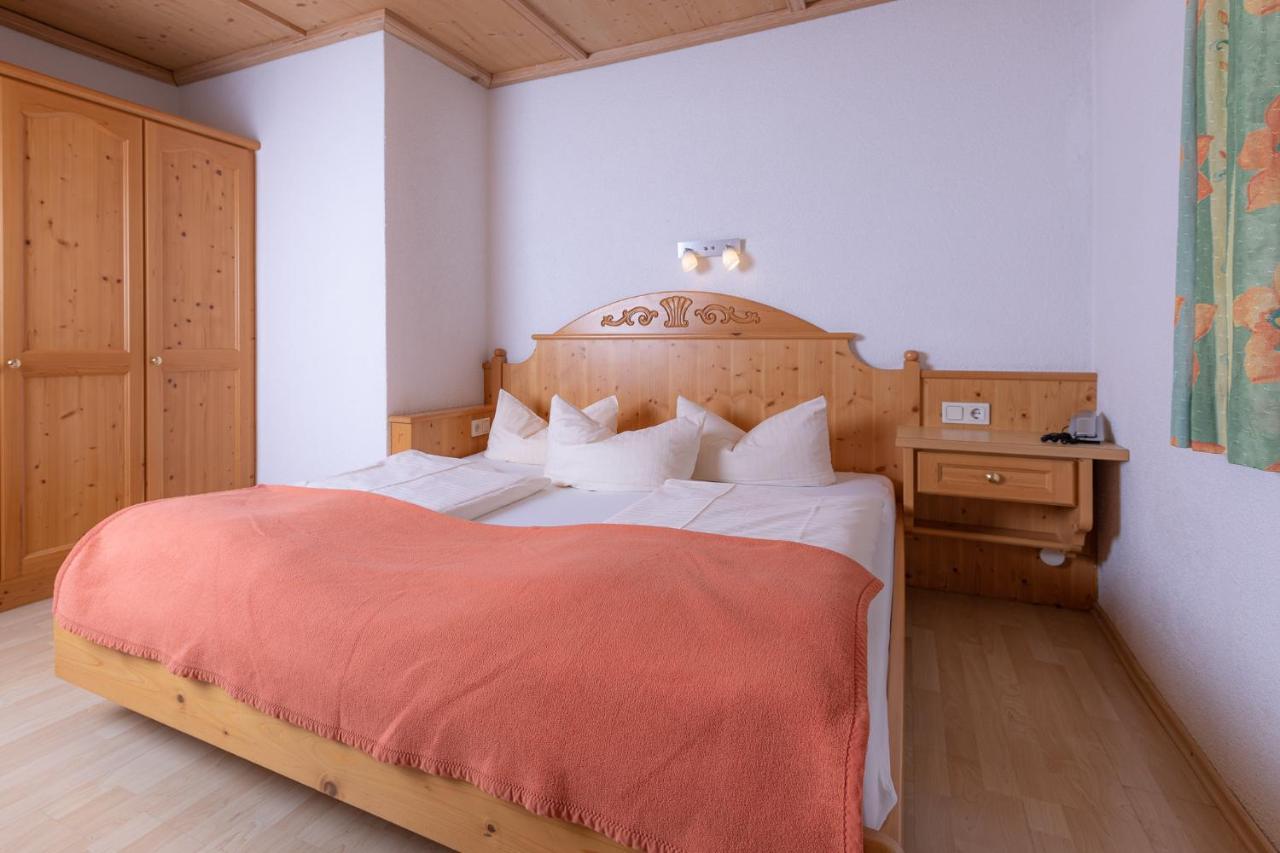 Hotel Eckartauerhof ไมย์อาโฮเฟิน ภายนอก รูปภาพ