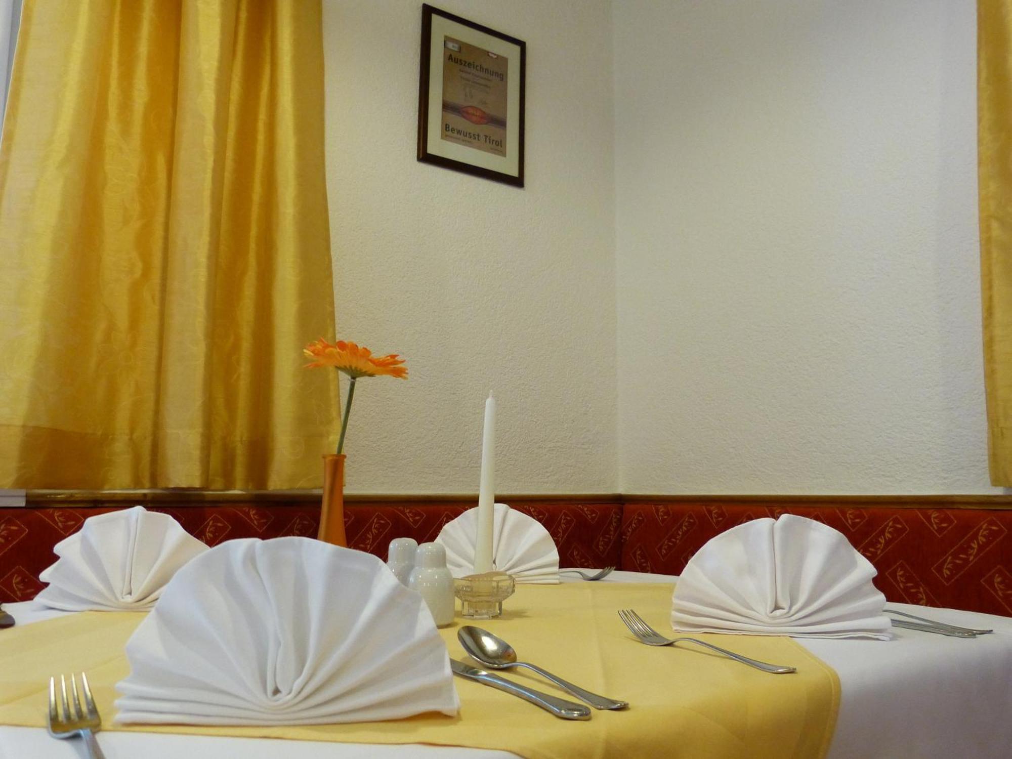 Hotel Eckartauerhof ไมย์อาโฮเฟิน ภายนอก รูปภาพ